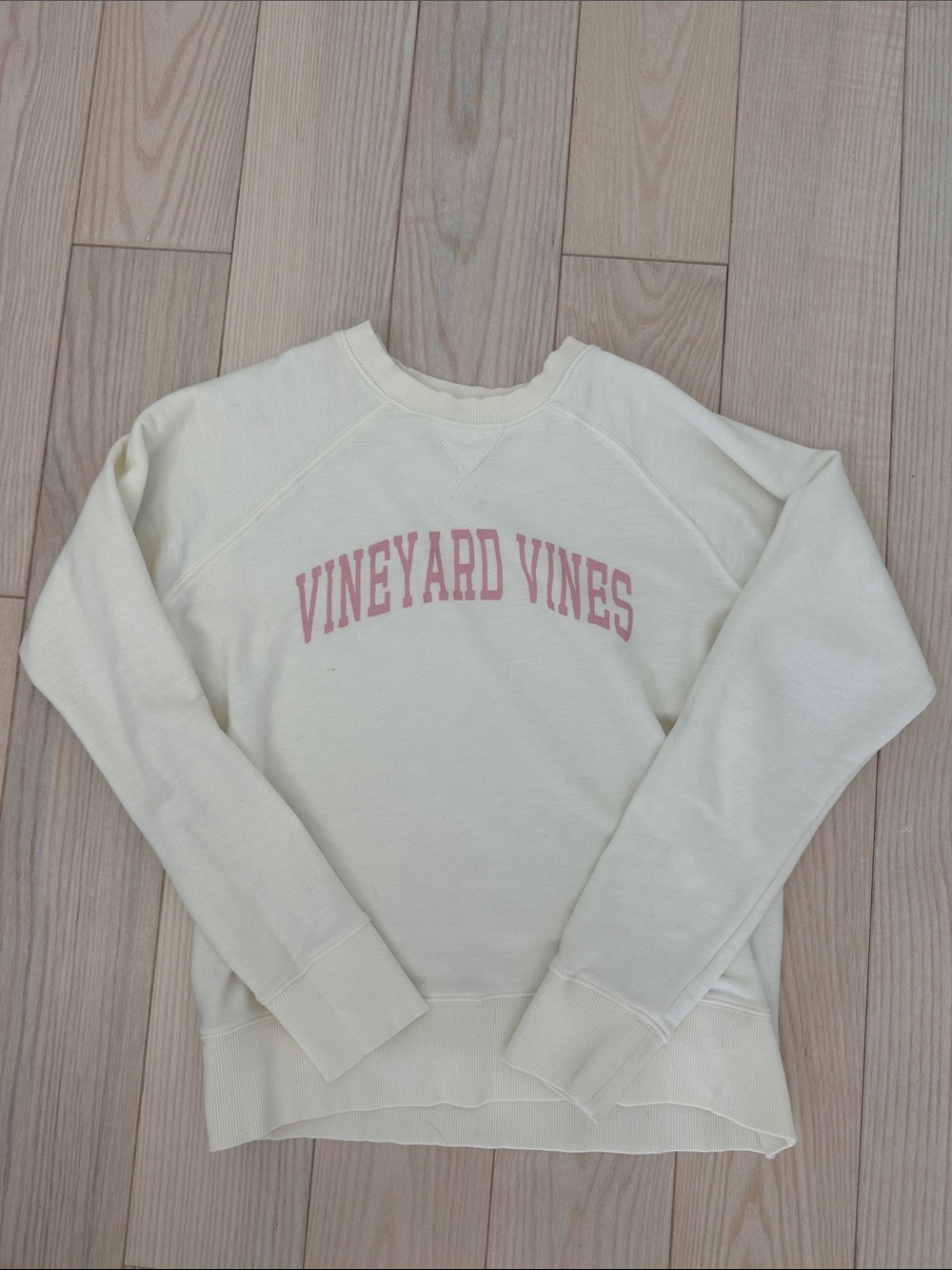 Vineyard Vines Cream Crew Sweatshirt with Pink Arch Logo